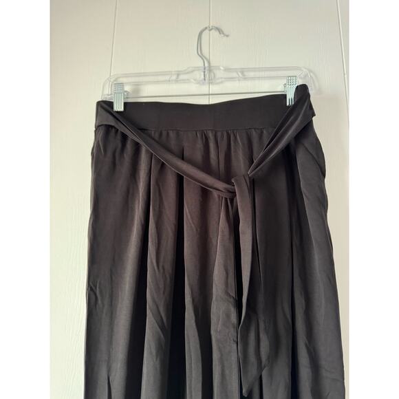 Women's Area Stars Pleated Black Pants Size L, NWT - Picture 2 of 6